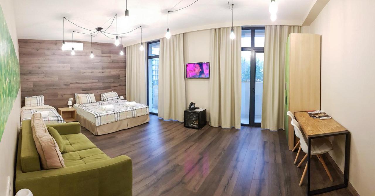 Wine Hotel キシナウ エクステリア 写真