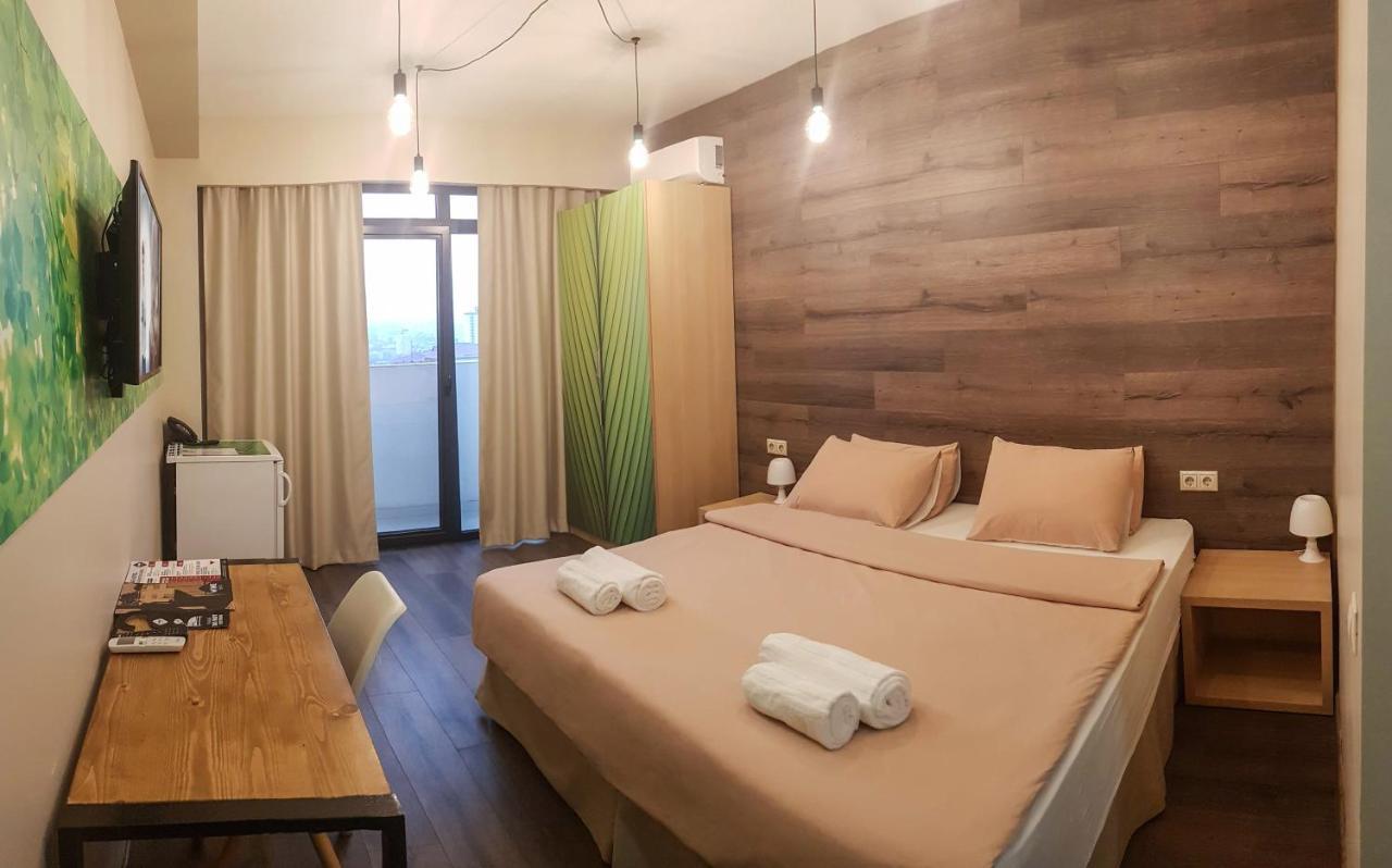 Wine Hotel キシナウ エクステリア 写真