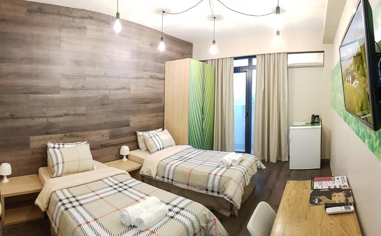Wine Hotel キシナウ エクステリア 写真