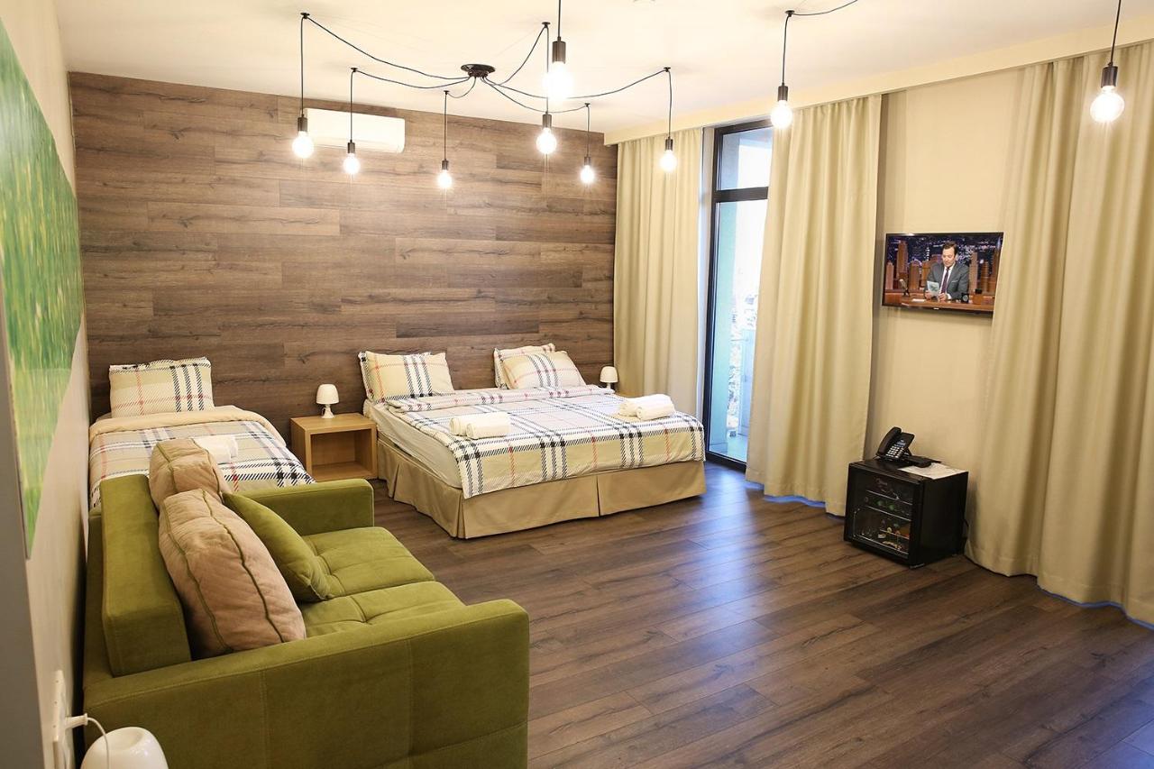Wine Hotel キシナウ エクステリア 写真